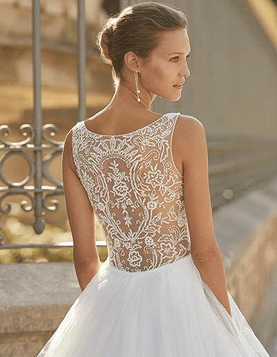 finia-princess-wedding-dress